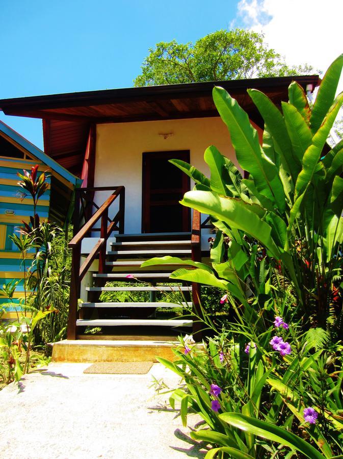 Casa Abundancyah B&B Бокас-дель-Торо Экстерьер фото
